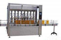 作為食用油廠，迅捷可以提供食用油灌裝機(jī)現(xiàn)場